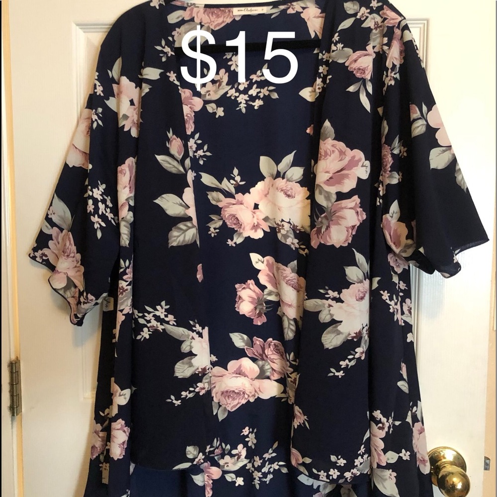 One size fits most floral cardigan